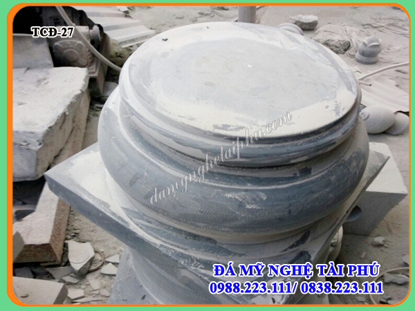 Chân đá kê cột gỗ tròn nhà thờ 27