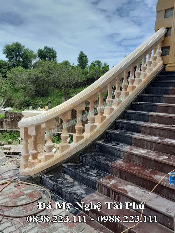 Lan can con tiện đá, lan can cầu thang, lan can đá biệt thự, lan can đá vàng hồng