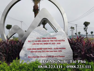 Biển hiệu đá trắng Công trình chào mừng tại Thái Nguyên