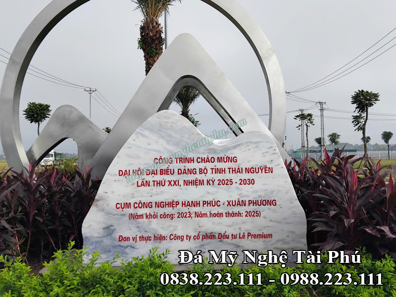Biển hiệu đá khối, bia đá trắng tự nhiên